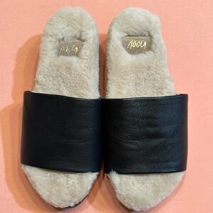 New Beek Gallito Shearling Lined Leather Slide Sandals.  Size 6. Black.